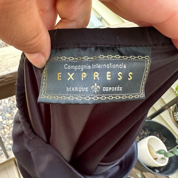 Express Black A-Line Knee-Length Skirt - Picture 3 of 6